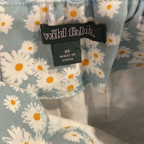 Wild fable daisy skirt - Picture 2 of 3